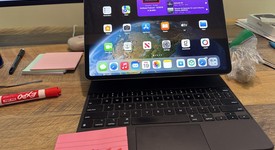 Mint
													Apple iPad Pro 12.9" 6th Gen 2022 - Unlocked, Gray, 128 GB, photo 2 of 12