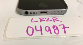 Good
													Apple iPhone SE 1st Gen 2016 - Sprint, Grey, 16 GB, A1723, photo 3 of 5