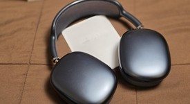 Used
													Apple AirPods Max USB-C - Midnight, photo 2 of 6