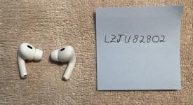 Used
													Apple AirPods Pro 2nd Gen - USB-C, photo 4 of 5