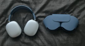 Used
													Apple AirPods Max - Sky Blue, photo 2 of 5