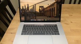 Mint
													MacBook Pro 2018 (With Touch Bar) - 15" - I7, Gray, 256 GB, 16 GB, photo 1 of 10