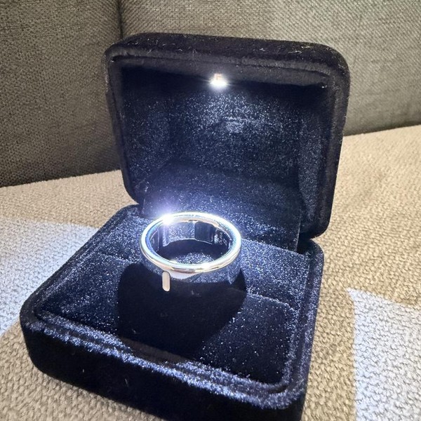 Oura Ring Gen 4 - Silver, Size 8