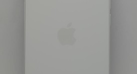 Mint
													Apple iPhone 16e - Unlocked, White, 256 GB, A3212, photo 4 of 12