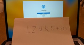 Fair
													MacBook Air 2020 - 13" - I5, Silver, 256 GB, 8 GB, photo 1 of 11