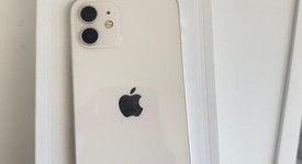 Good
													Apple iPhone 12 - Unlocked, White, 64 GB, A2172, photo 3 of 7