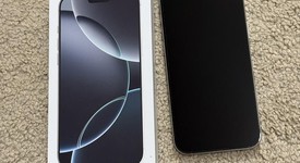 Mint
													Apple iPhone 16 Pro Max - Unlocked, White, 256 GB, A3084, photo 4 of 11