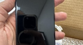 Mint
													Apple iPhone SE 3rd Gen 2022 - Unlocked, Midnight, 64 GB, A2595, photo 3 of 8