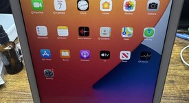 Good
													Apple iPad Air 2 - Unlocked, Gold, 64 GB, photo 1 of 4