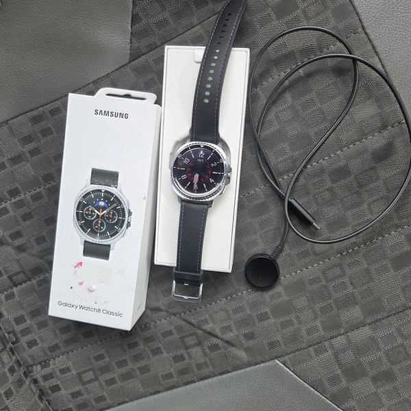 Samsung Galaxy Watch8 Classic - T-Mobile, Black, SM-L505, 46mm