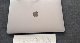 Good
													MacBook Air 2020 - 13" - Apple M1, Gray, 512 GB, 8 GB, photo 6 of 6