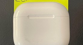 Used
													Apple AirPods 4th Gen - Standard, photo 2 of 5