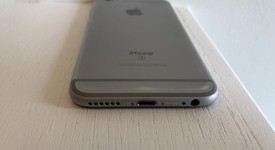 Good
													Apple iPhone 6S - Verizon, Grey, 32 GB, A1688, photo 4 of 12