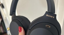Used
													Sony WH-1000XM4 - Blue, photo 1 of 5