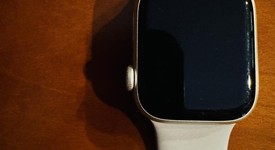 Good
													Apple Watch Series 8 41mm - Silver, A2770 - GPS, Aluminum, photo 3 of 7