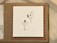Apple AirPods 4th Gen