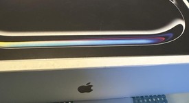 New
													Apple iPad Pro 13" (M4) 2024 - Wi-Fi, Black, 256 GB, 8 GB, A2925, Standard Glass, photo 2 of 3