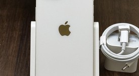Good
													Apple iPhone 13 - Unlocked, Starlight, 128 GB, A2482, photo 3 of 7