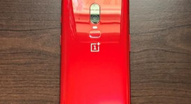 Mint
													OnePlus 6 - Unlocked, Red, 128 GB, 8 GB, photo 3 of 21