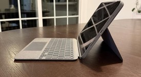 Good
													Apple iPad Pro 11" 4th Gen 2022 - Unlocked, Silver, 256 GB, photo 4 of 8