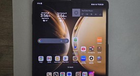 Mint
													Honor Magic V3 - Unlocked Non-US, Black, 512 GB, 12 GB, photo 5 of 14