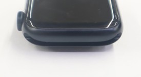 Mint
													Apple Watch SE 2nd Gen 44mm - Midnight, A2723 - GPS, Aluminum, photo 4 of 10