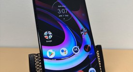 Good
													Motorola Edge (2021) - Verizon, Navy Blue, 128 GB, 6 GB, photo 1 of 4