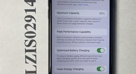 Good
													Apple iPhone SE 3rd Gen 2022 - Unlocked, Midnight, 64 GB, A2595, photo 4 of 5