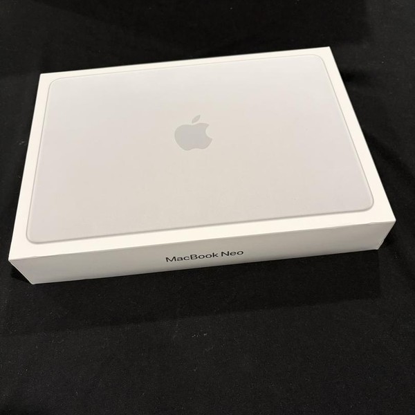 MacBook Neo 2026 - 256 GB, Silver, 8 GB, Apple A18 Pro