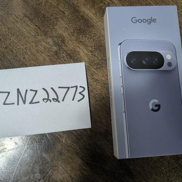 Google Pixel 10 Pro - Unlocked, 128 GB, Moonstone, G4QUR