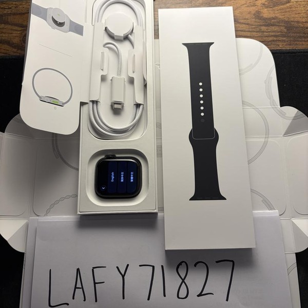 Apple Watch Series 10 42mm - Black, A2997 - GPS, Aluminum