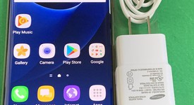 Good
													Samsung Galaxy S7 Edge - Unlocked Non-US, Gold, 32 GB, SM-G935FD, Dual Sim, photo 1 of 3
