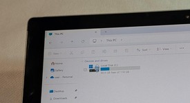 Good
													Microsoft Surface Pro 4 - 12.3 Inch - Wi-Fi, Silver, 128 GB, 4 GB, photo 5 of 7