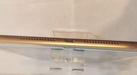 Mint
													Apple iPad 8th Gen - Wi-Fi, Gold, 128 GB, A2270, photo 2 of 6