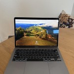 Good MacBook Air 2020 - 13 inch - 128 GB, Silver, 8 GB, Intel Core i3