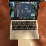 Good MacBook Air 2020 - 13 inch - 256 GB, Gray, 8 GB, Intel Core i3