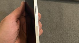 Good
													Apple iPhone 13 - Verizon, Starlight, 128 GB, A2482, photo 4 of 8