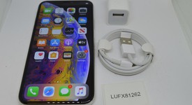 Good
													Apple iPhone Xs - Unlocked, Silver, 64 GB, A1920, photo 1 of 11