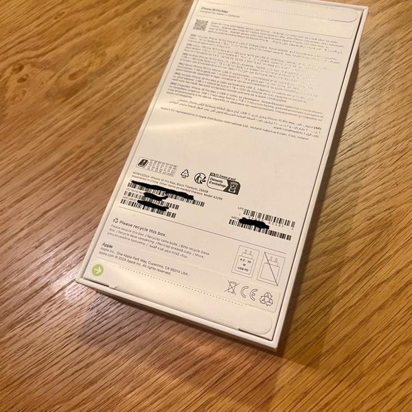 Apple iPhone 16 Pro Max - Unlocked Non-US, 256 GB, Black, A3296