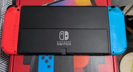 Good
													Nintendo Switch - OLED - Red & Blue, 64 GB, photo 5 of 8