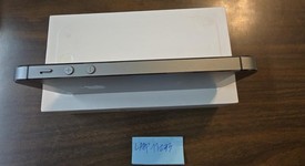 Good
													Apple iPhone 5S - Unlocked, Gray, 16 GB, A1533, photo 5 of 8