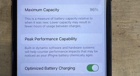 Fair
													Apple iPhone SE 3rd Gen 2022 - T-Mobile, Midnight, 64 GB, A2595, photo 4 of 10