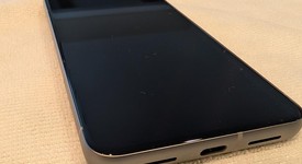 Mint
													Google Pixel 8 - Unlocked, Hazel, 128 GB, 8 GB, G9BQD, Sub-6 5G, photo 4 of 10