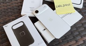 Mint
													Apple iPhone Air - Unlocked, Cloud White, 256 GB, A3260, photo 3 of 8