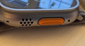 Good
													Apple Watch Ultra 2 49mm - Unlocked, Natural, A2986, photo 2 of 7