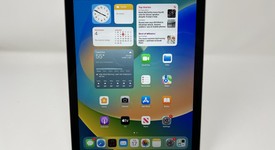 Mint
													Apple iPad 5th Gen - Wi-Fi, Gray, 32 GB, A1822, photo 1 of 6