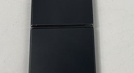 Good
													Samsung Galaxy Z Flip4 5G - Unlocked, Graphite, 256 GB, 8 GB, SM-F721U1, photo 2 of 5