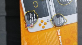 New
													New Nintendo 2DS XL - White & Orange, 1 GB, photo 2 of 2