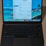 Good MacBook Air 2025 (M4) - 13 inch - 512 GB, Midnight, 16 GB, Apple M4