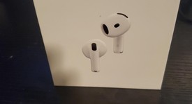 New
													Apple AirPods 4th Gen - Active Noise Cancellation, photo 6 of 6